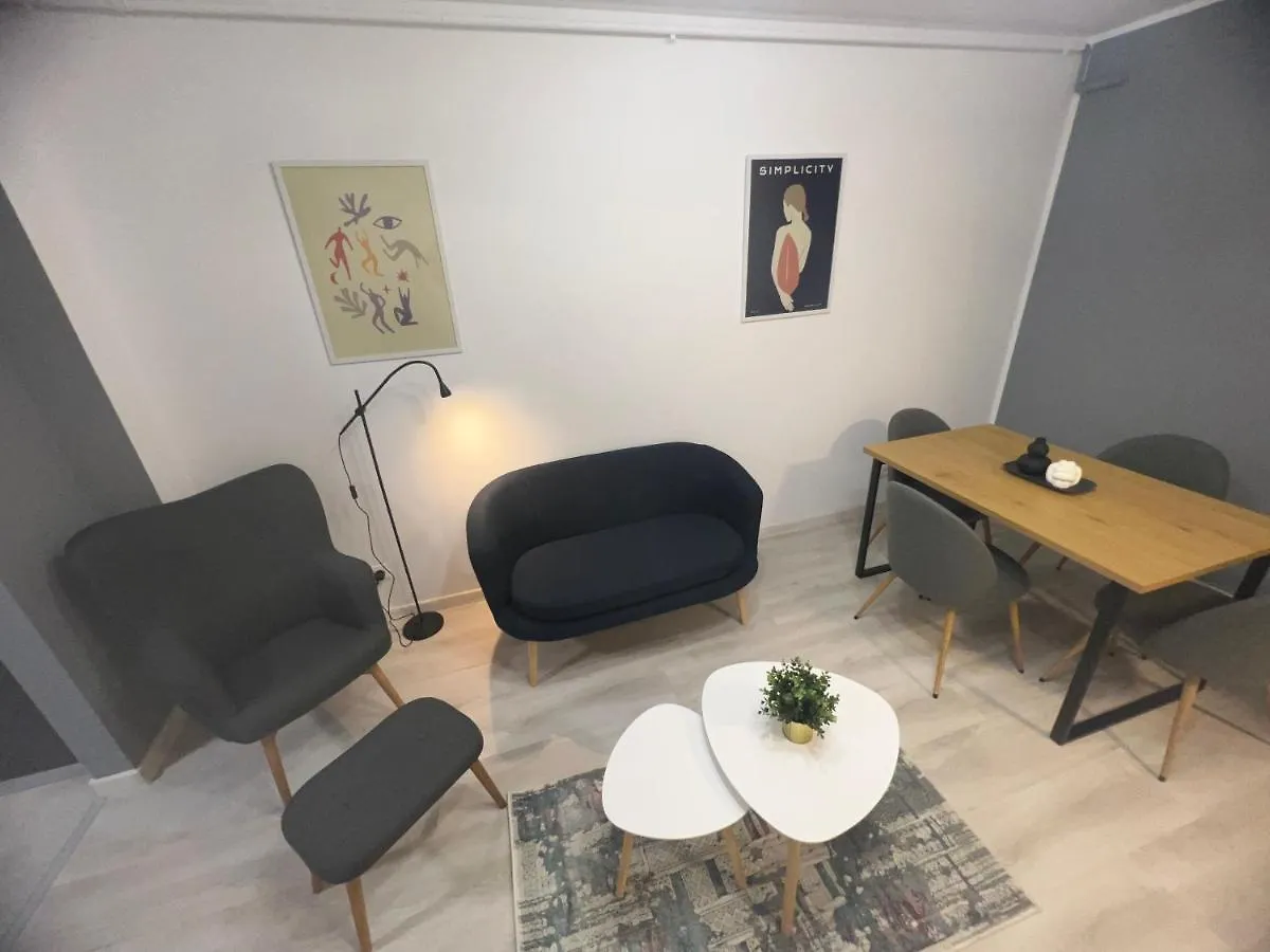 Hills Nomad Studio 布加勒斯特 0*,  罗马尼亚